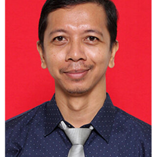 Hendricus Condradus Hide S.T, S.Pd - Guru Kelas VI B - Koordinator Bidang Kurikulum